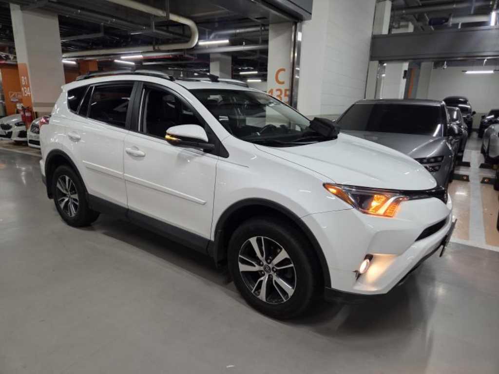 토요타 라브4(4세대) 2.5 4WD - 이미지 5