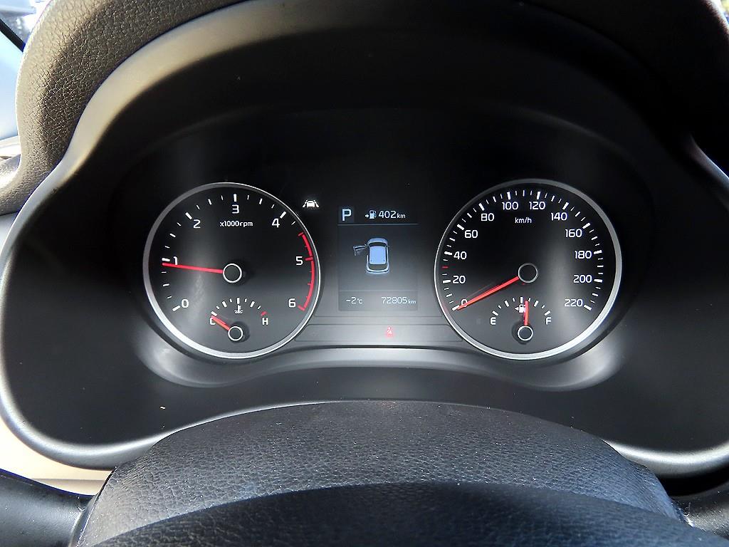 기아 스토닉 U2 1.6 디젤 프레스티지 - 이미지 4