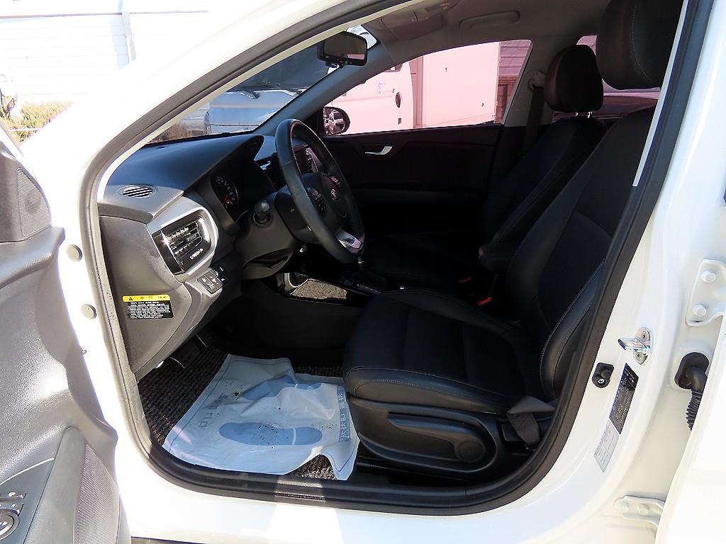 기아 스토닉 U2 1.6 디젤 프레스티지 - 이미지 16