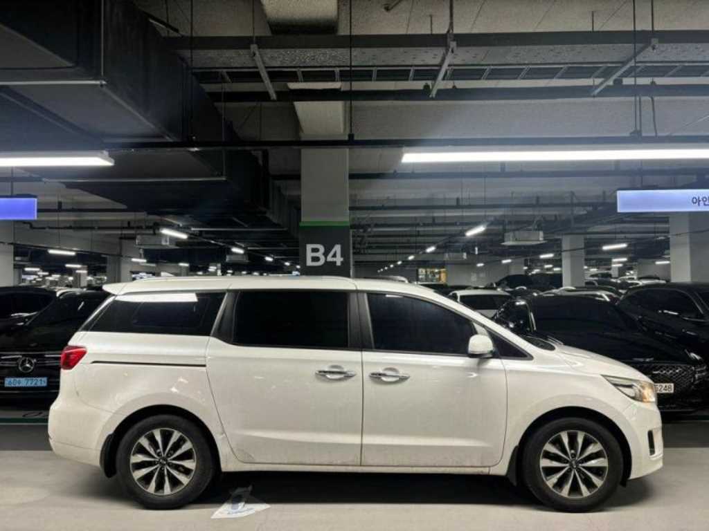 기아 올 뉴카니발 11인승 디젤 프레스티지 - 이미지 11