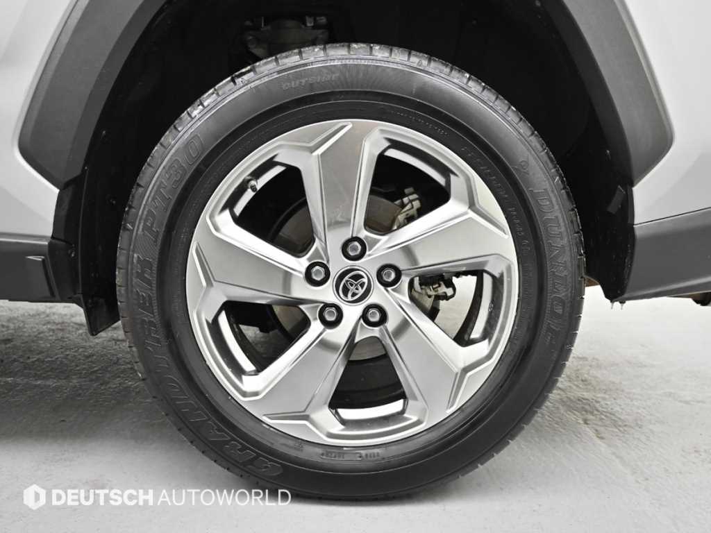 토요타 라브4(5세대) 2.5 AWD 하이브리드 - 이미지 10