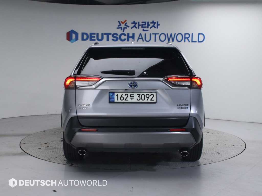 토요타 라브4(5세대) 2.5 AWD 하이브리드 - 이미지 3