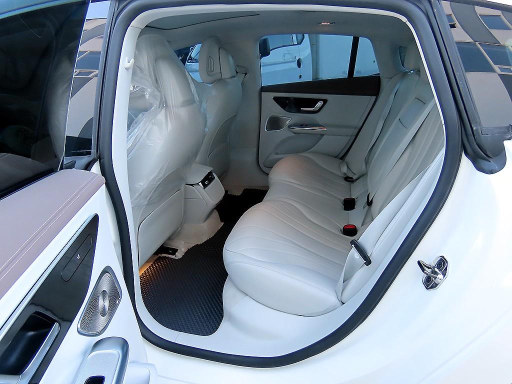 벤츠 EQE EQE 350+ - 이미지 8