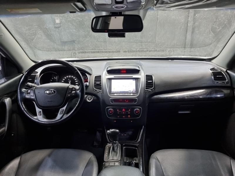 기아 뉴쏘렌토 R R2.0 2WD 트렌디 - 이미지 13