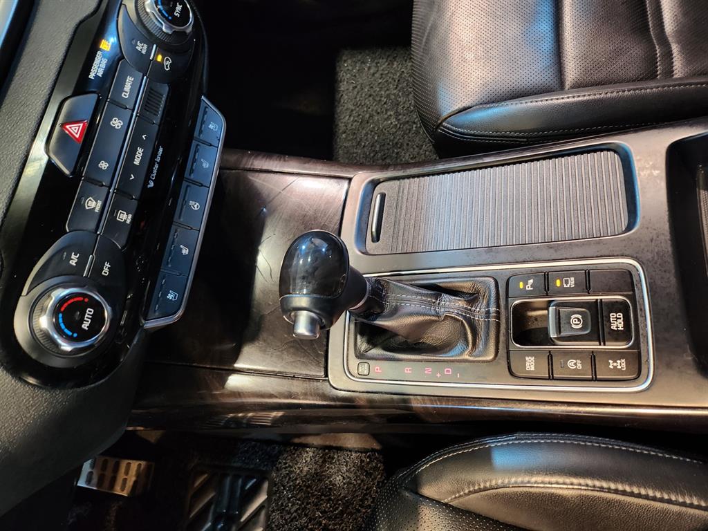 기아 올 뉴쏘렌토 R2.2 4WD 노블레스 스페셜 - 이미지 14