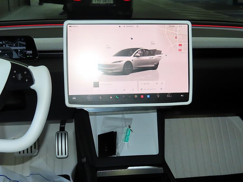 테슬라 모델 3 RWD - 이미지 17