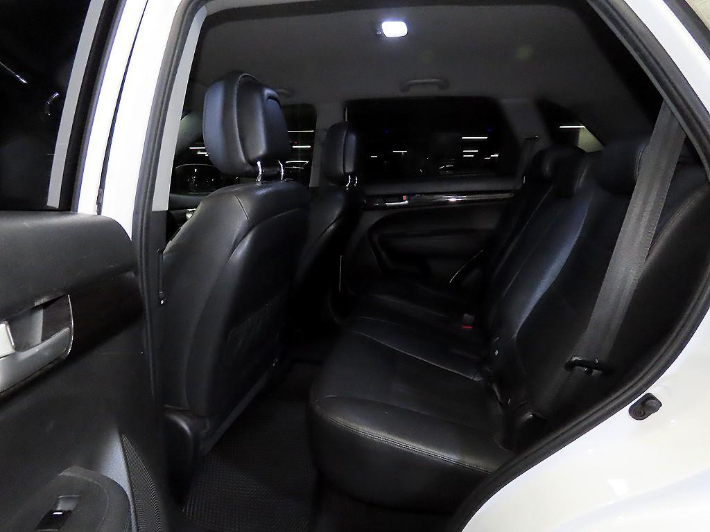 기아 쏘렌토 R 디젤 2.2 2WD TLX 프리미엄 - 이미지 4