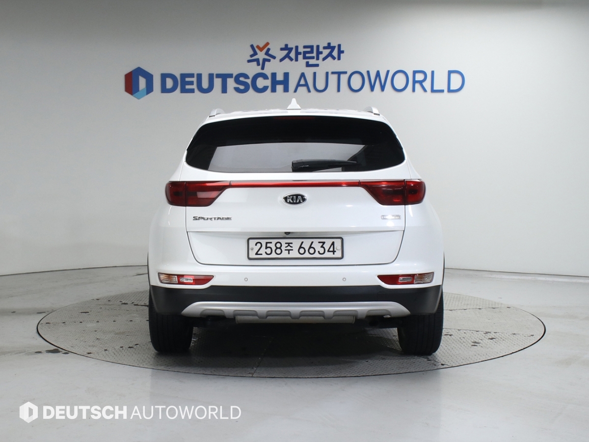 기아 신형 스포티지 R2.0 2WD 프레스티지 - 이미지 11