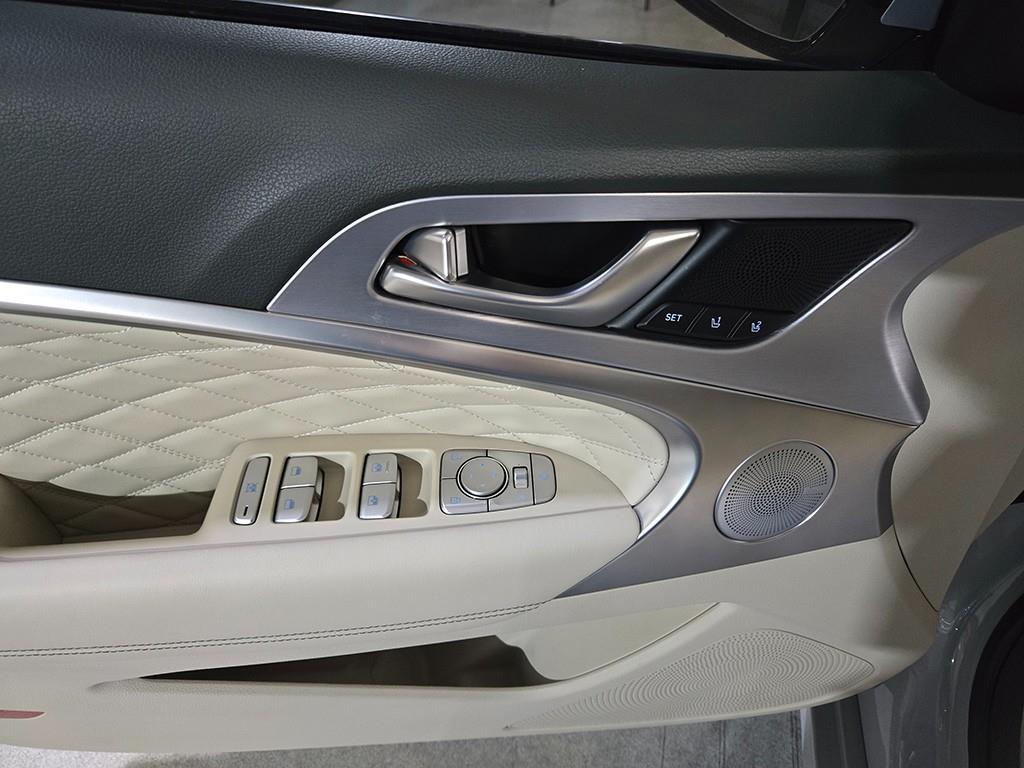 제네시스 G70 3.3T 스포츠 AWD 프레스티지 - 이미지 12