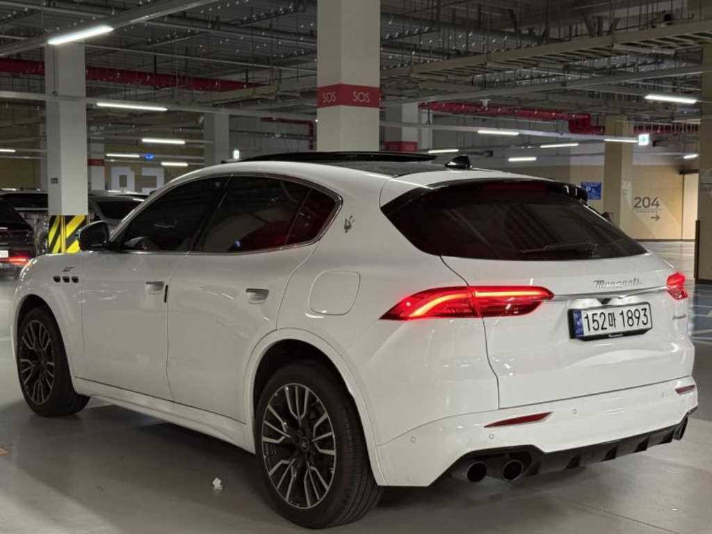 마세라티 그레칼레 2.0 GT 타입P - 이미지 7