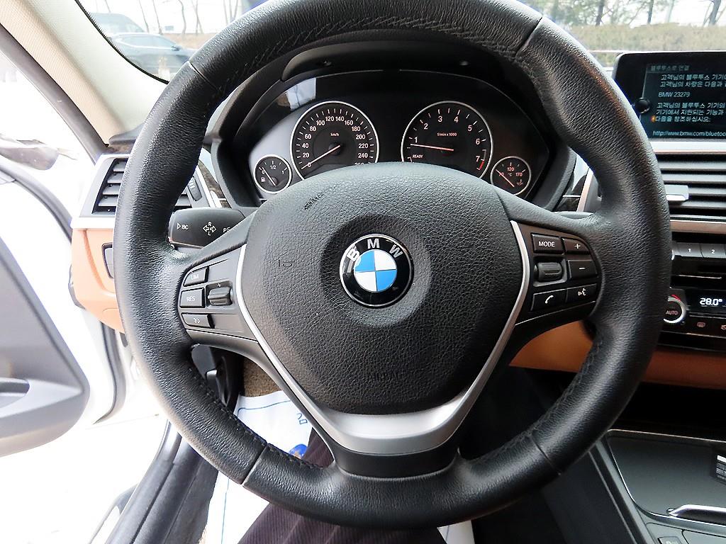 BMW 3시리즈(6세대) 320i 럭셔리 - 이미지 14