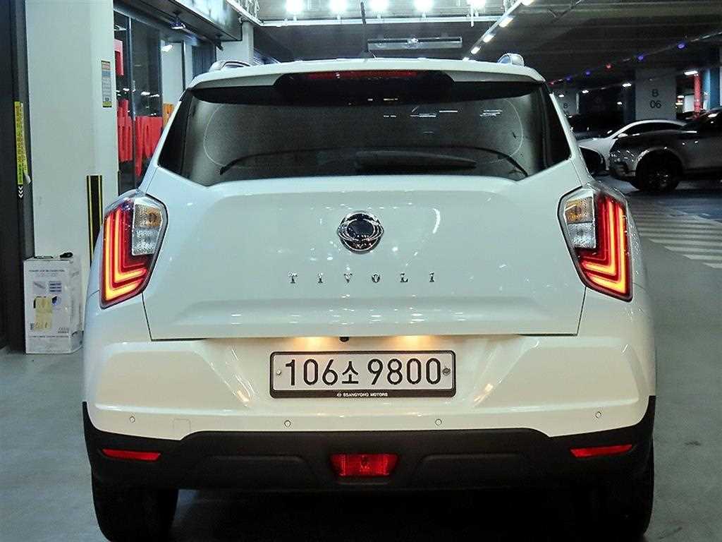 KG모빌리티(쌍용) 베리 뉴 티볼리 1.5 가솔린 2WD V3 - 이미지 2