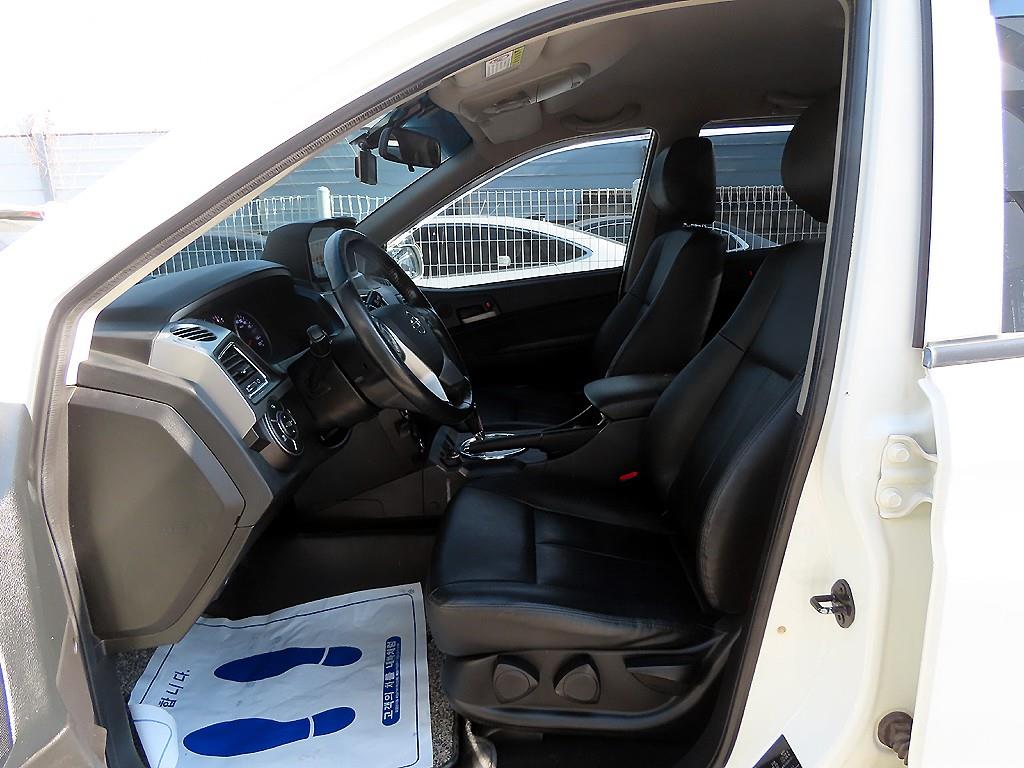 KG모빌리티(쌍용) 코란도 스포츠 CX7 4WD 익스트림 - 이미지 11