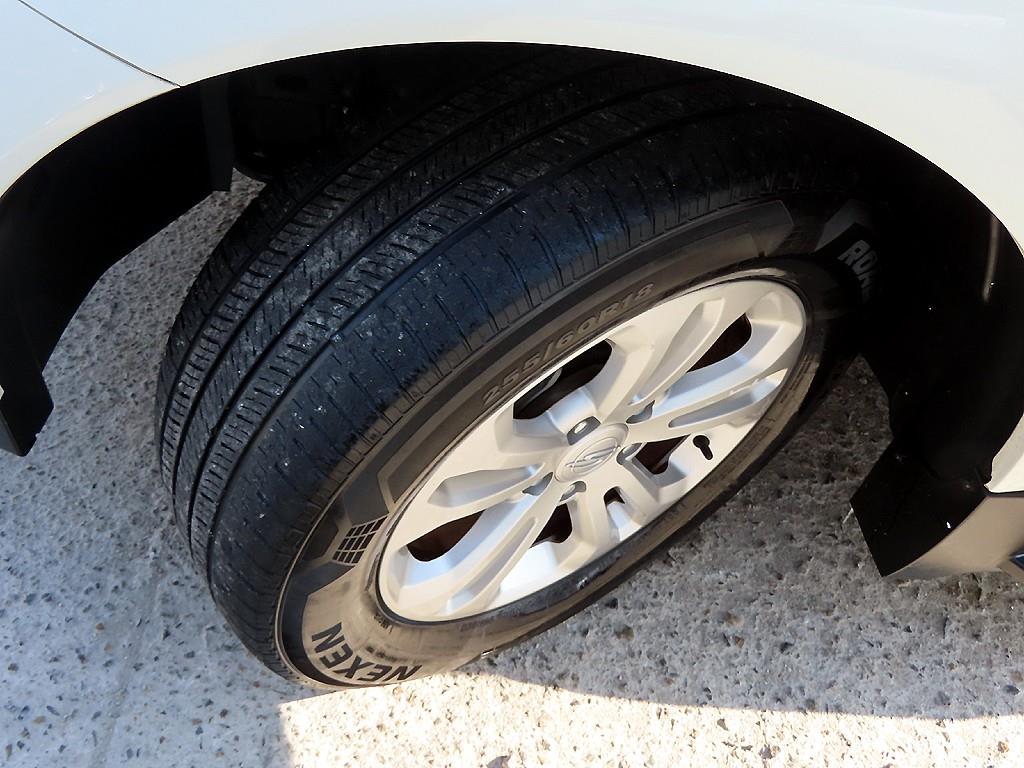 KG모빌리티(쌍용) 코란도 스포츠 CX7 4WD 익스트림 - 이미지 2