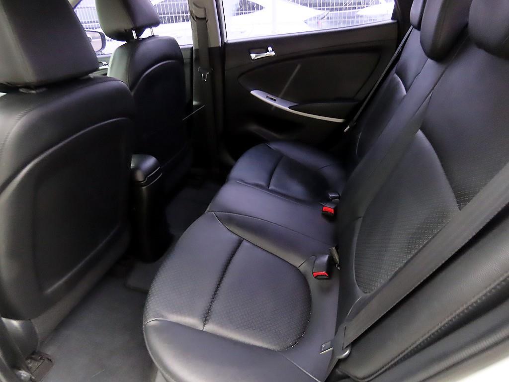 현대 엑센트 신형 1.6 GDI 프리미엄 - 이미지 11