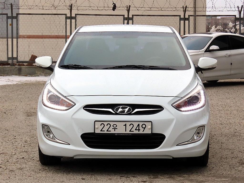 현대 엑센트 신형 1.6 GDI 프리미엄 - 이미지 3