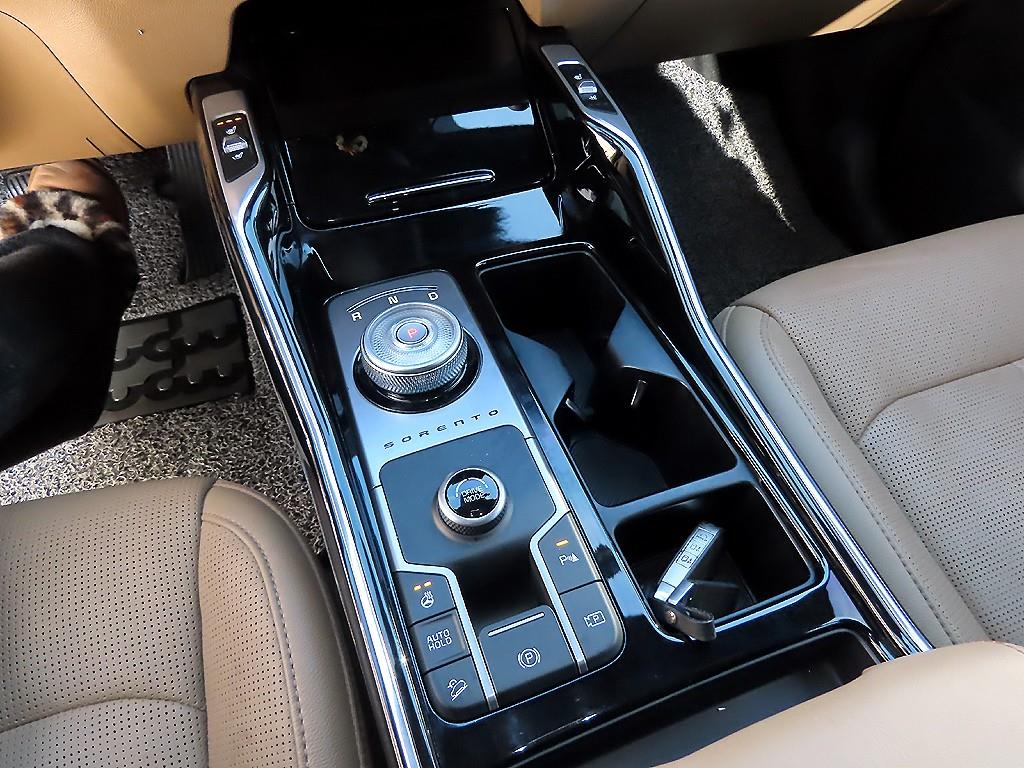 기아 더 뉴쏘렌토 하이브리드(MQ4) 1.6 HEV 2WD 노블레스 - 이미지 12