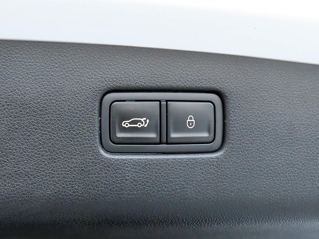 제네시스 GV70 2.2 디젤 AWD 기본형 - 이미지 6