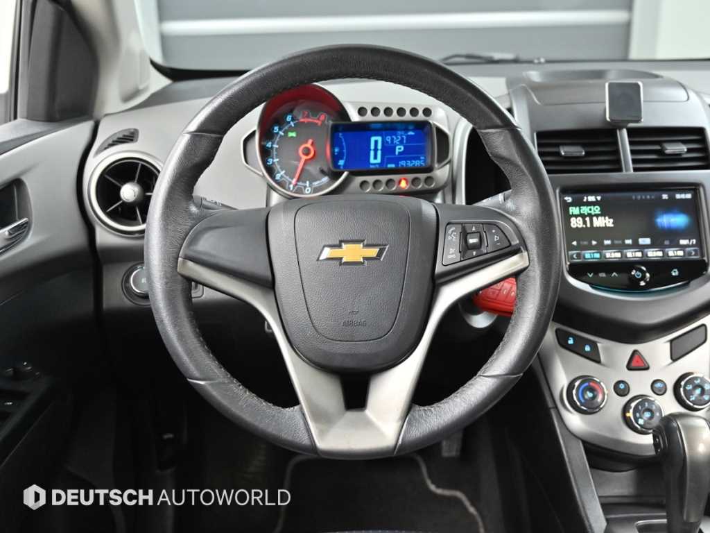 쉐보레 (대우) 아베오 4도어 1.6 LT 최고급형 - 이미지 16