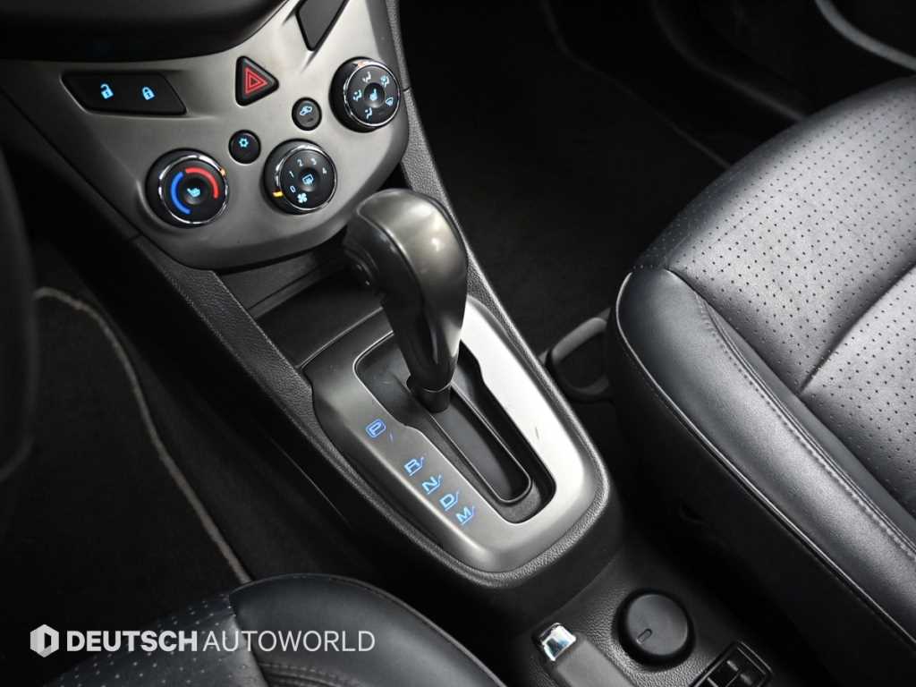 쉐보레 (대우) 아베오 4도어 1.6 LT 최고급형 - 이미지 17