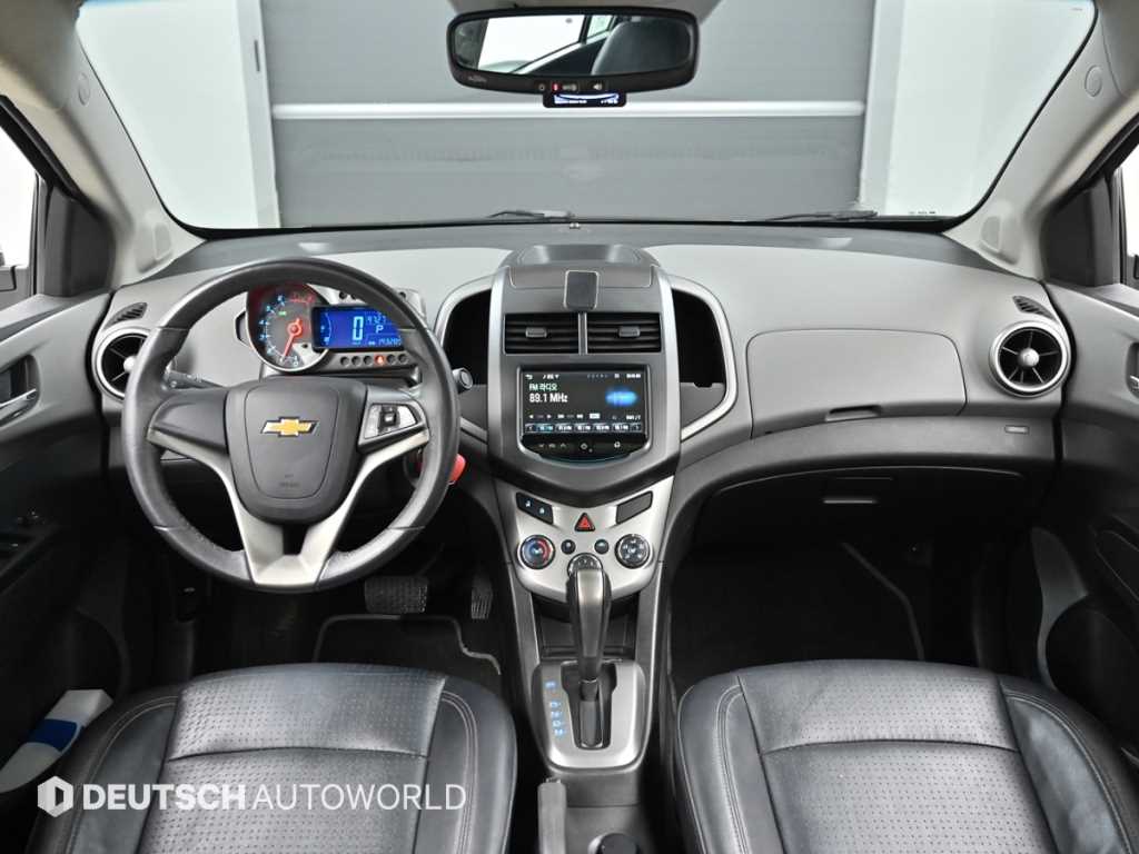 쉐보레 (대우) 아베오 4도어 1.6 LT 최고급형 - 이미지 14