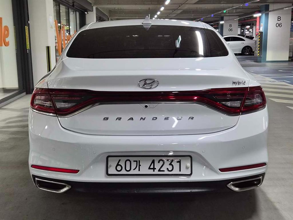 현대 그랜저IG 하이브리드 2.4 HEV 익스클루시브 스페셜 - 이미지 13