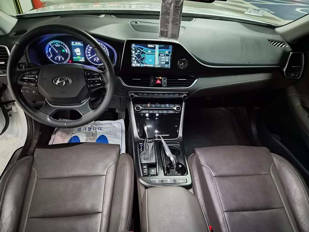 현대 그랜저IG 하이브리드 2.4 HEV 익스클루시브 스페셜 - 이미지 4