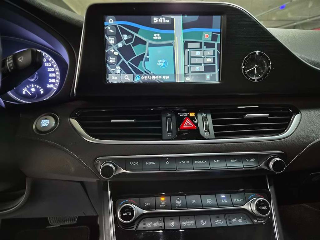 현대 그랜저IG 하이브리드 2.4 HEV 익스클루시브 스페셜 - 이미지 15