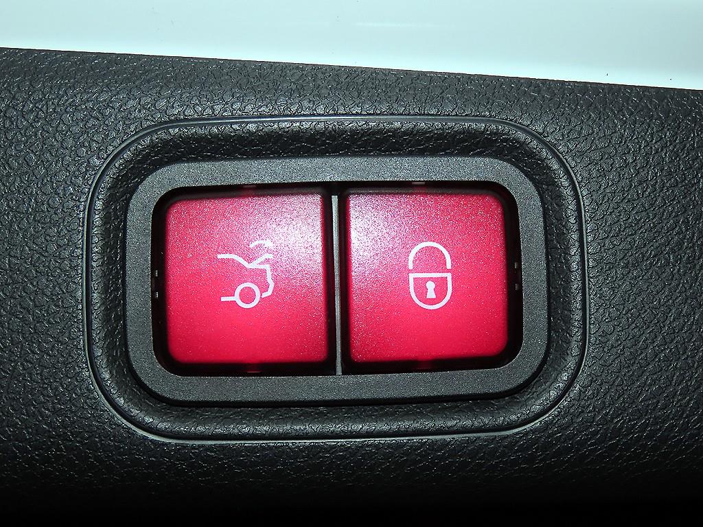 벤츠 E클래스(5세대) E53 AMG 4매틱+ - 이미지 16