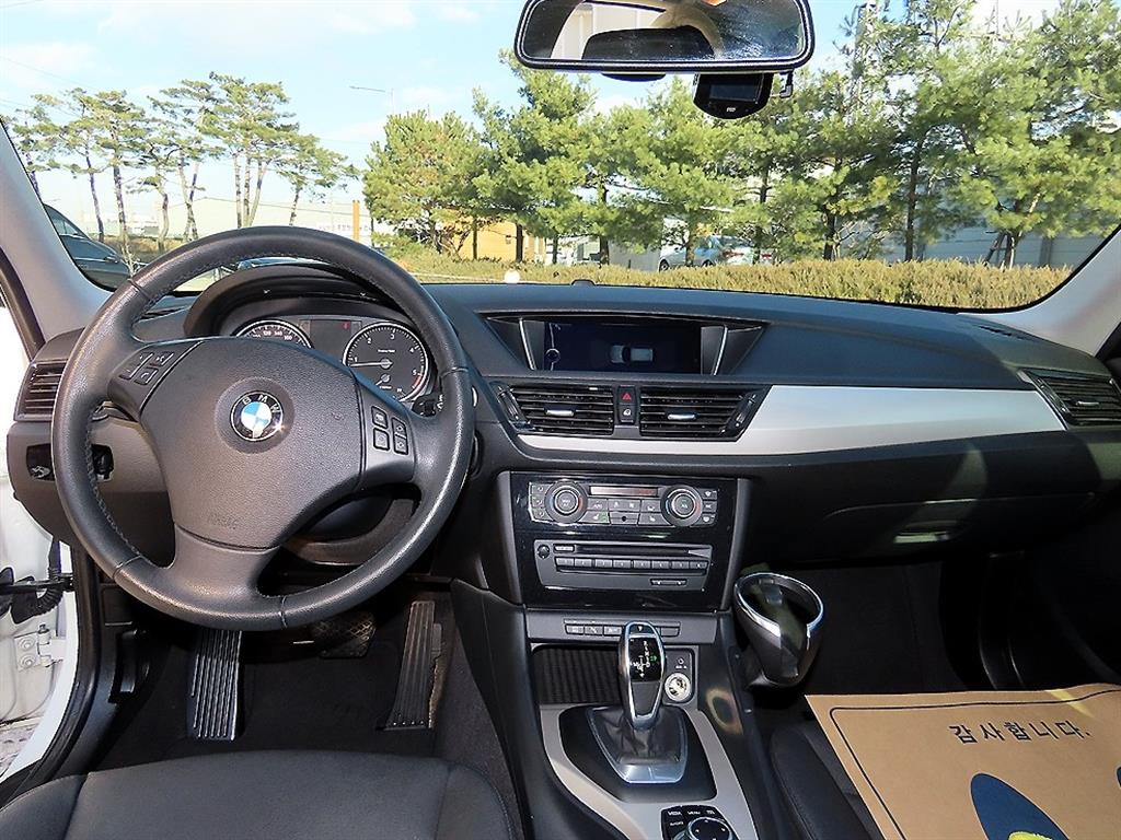 BMW X1 20d xDrive - 이미지 17