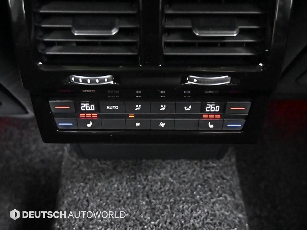 폭스바겐 투아렉(3세대) 3.0 TDI 프레스티지 - 이미지 3