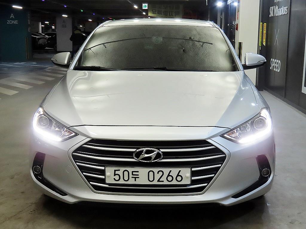 현대 아반떼AD 1.6 GDi 스마트 스페셜 - 이미지 11