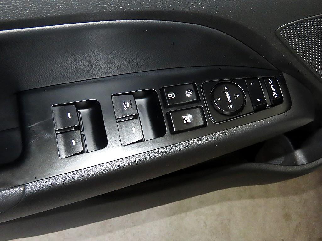 현대 아반떼AD 1.6 GDi 스마트 스페셜 - 이미지 16