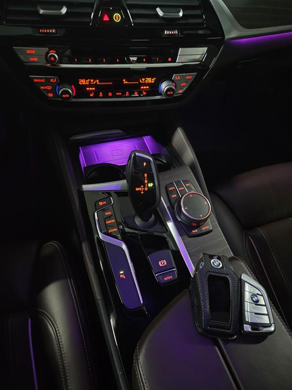 BMW 5시리즈(7세대) 520i M 스포츠팩