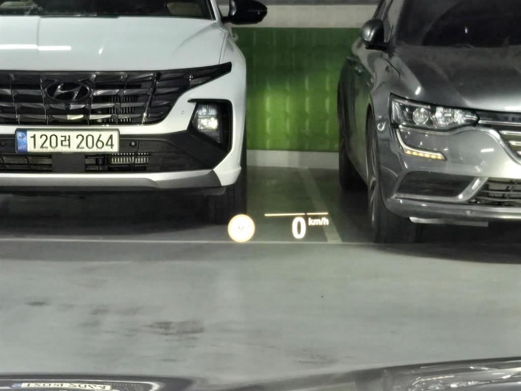 BMW 5시리즈(7세대) 520i M 스포츠팩 - 이미지 20