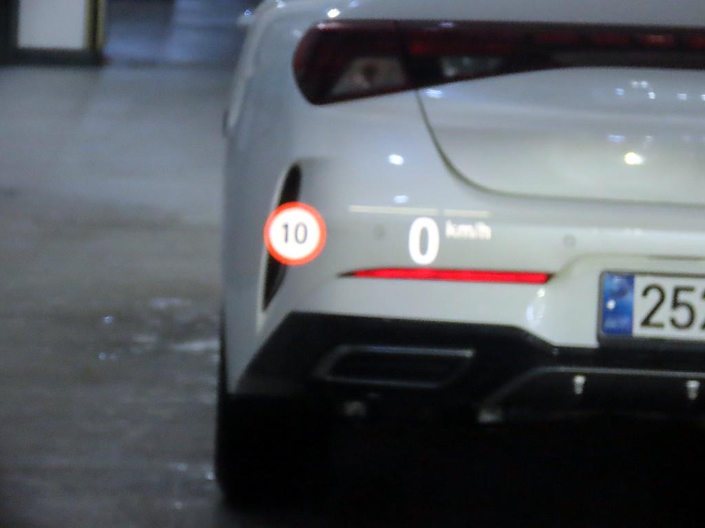 BMW X4(2세대) 20d xDrive M스포츠 - 이미지 17