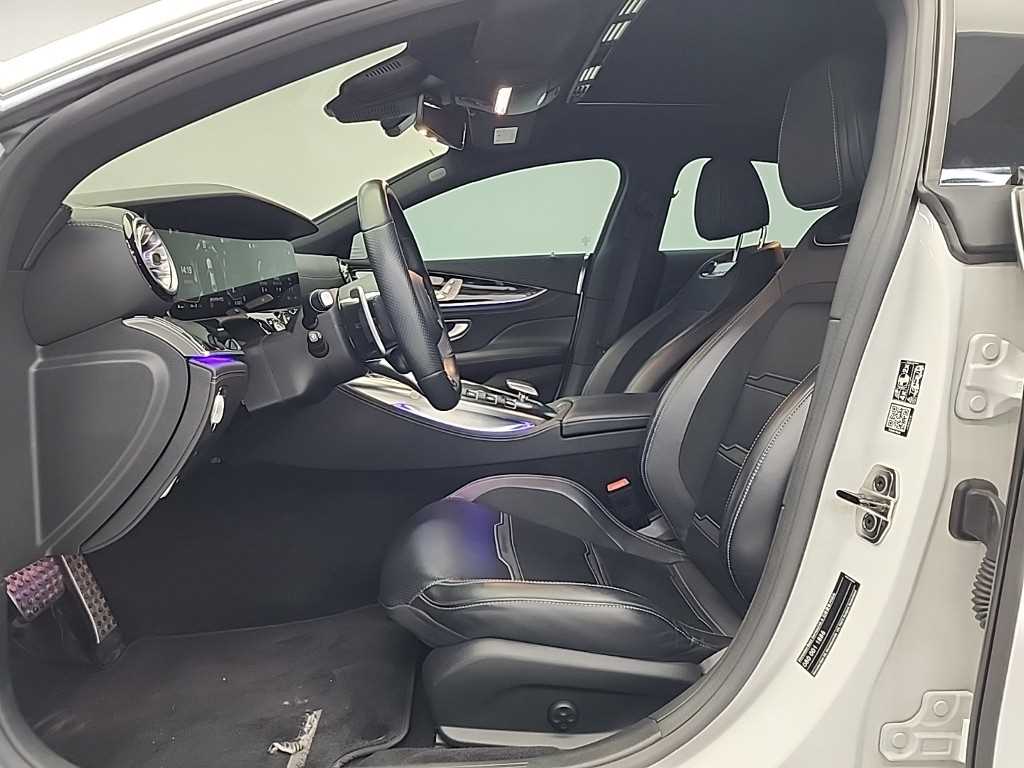 벤츠 AMG GT 43 4매틱+ - 이미지 3