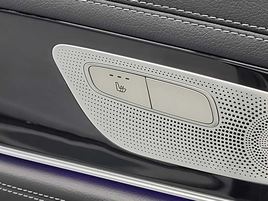 벤츠 AMG GT 43 4매틱+ - 이미지 11