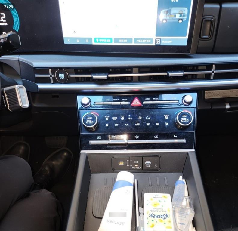 현대 디 올뉴싼타페 하이브리드 1.6 HEV 2WD 익스클루시브 - 이미지 13