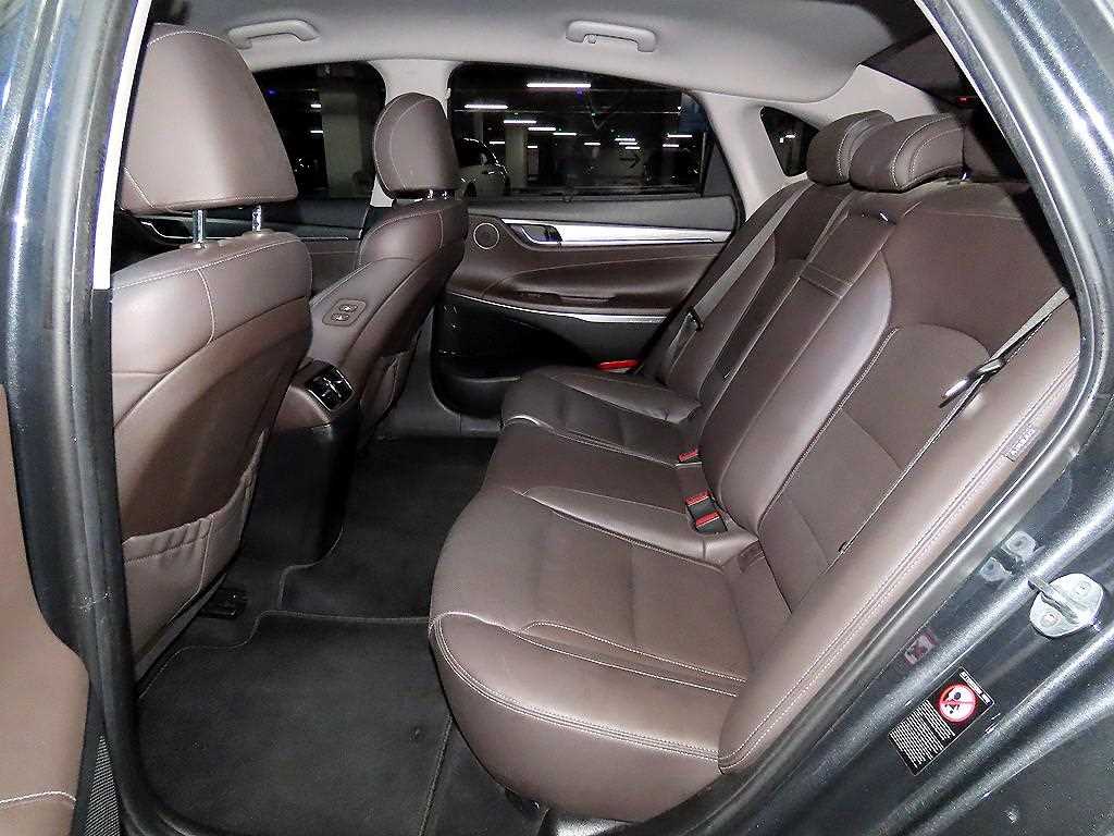 현대 그랜저IG 2.4 GDi 프리미엄 스페셜 - 이미지 6