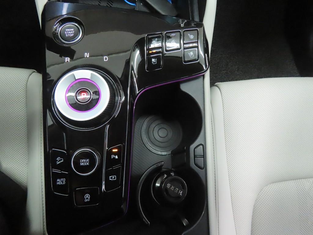 기아 디 올뉴스포티지 1.6 가솔린 2WD 시그니처 - 이미지 17