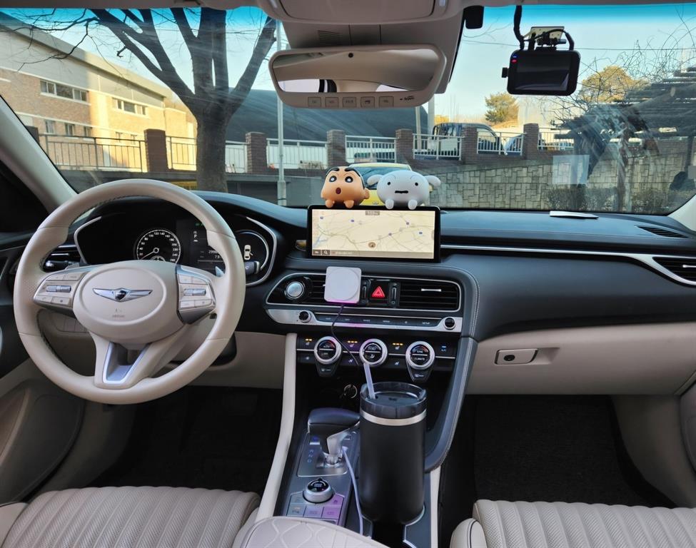 제네시스 더 뉴G70 가솔린 2.0T 2WD 기본형 - 이미지 4