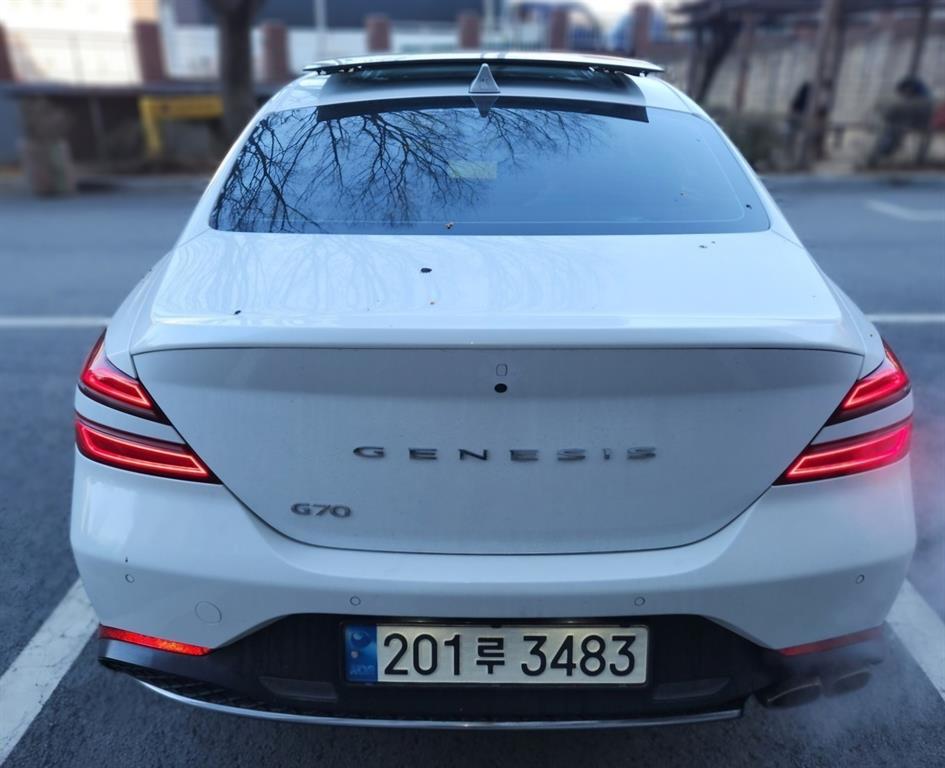 제네시스 더 뉴G70 가솔린 2.0T 2WD 기본형 - 이미지 7