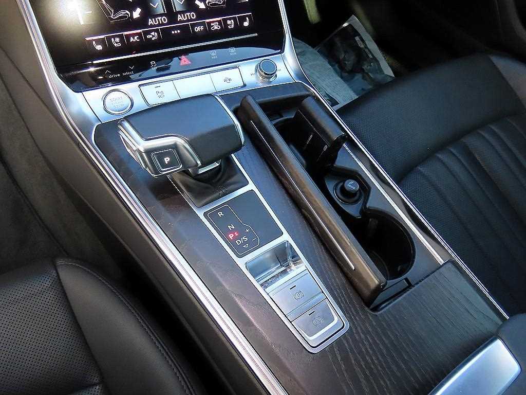 아우디 A6(5세대) 45 TFSI 콰트로 프리미엄 - 이미지 19