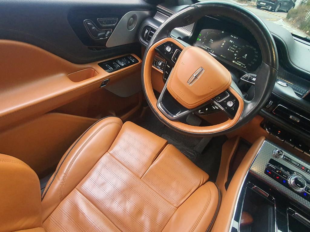 링컨 에비에이터(2세대) 3.0 V6 AWD 블랙 라벨 - 이미지 13