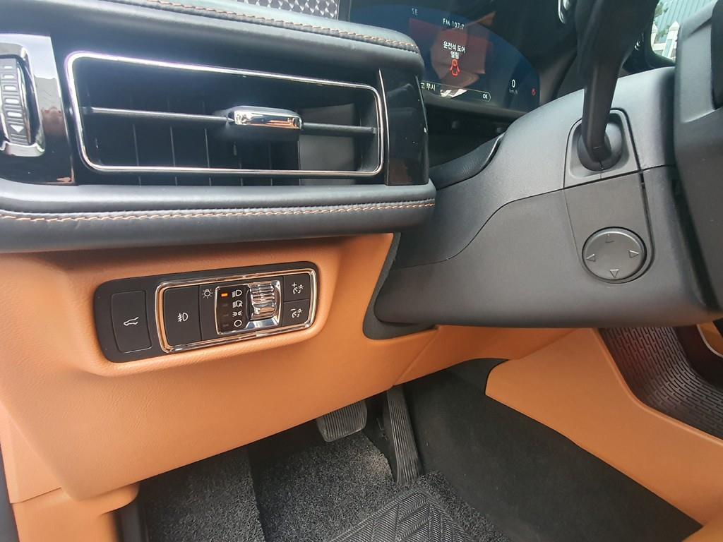 링컨 에비에이터(2세대) 3.0 V6 AWD 블랙 라벨 - 이미지 9