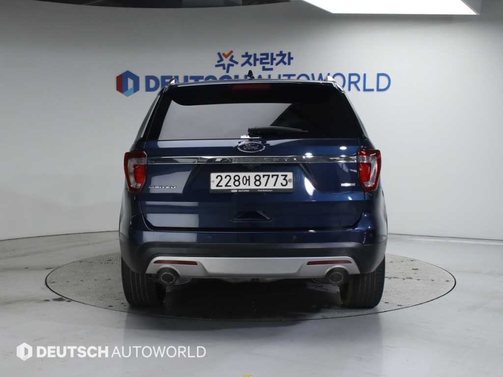 포드 익스플로러(5세대) 2.3 AWD 리미티드 - 이미지 16