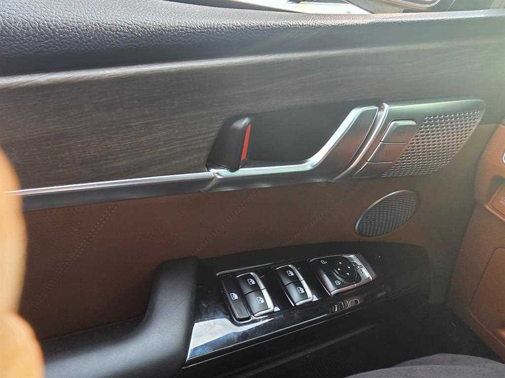 기아 모하비 더 마스터 3.0 디젤 4WD 마스터즈 - 이미지 3