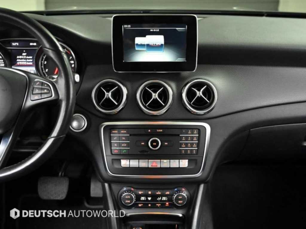 벤츠 GLA클래스 GLA 220 - 이미지 18