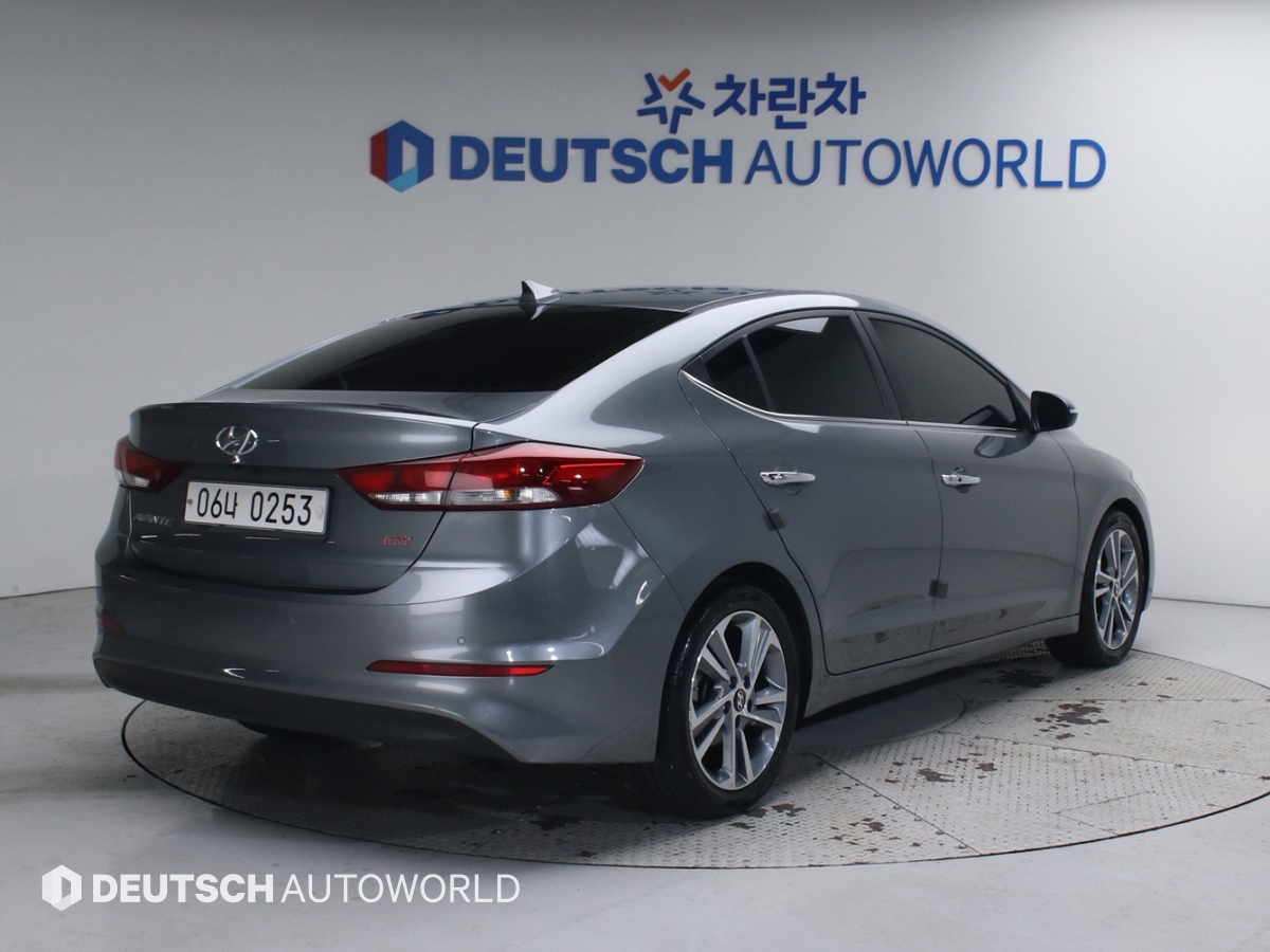 현대 아반떼AD 1.6 GDi 프리미엄 - 이미지 16